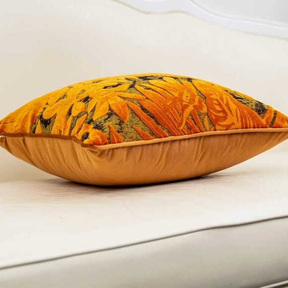 Vintage Floral  Leaf Velvet Decorative Velvet Throw Pillow Cover 18x18 - Picture 4 of 6